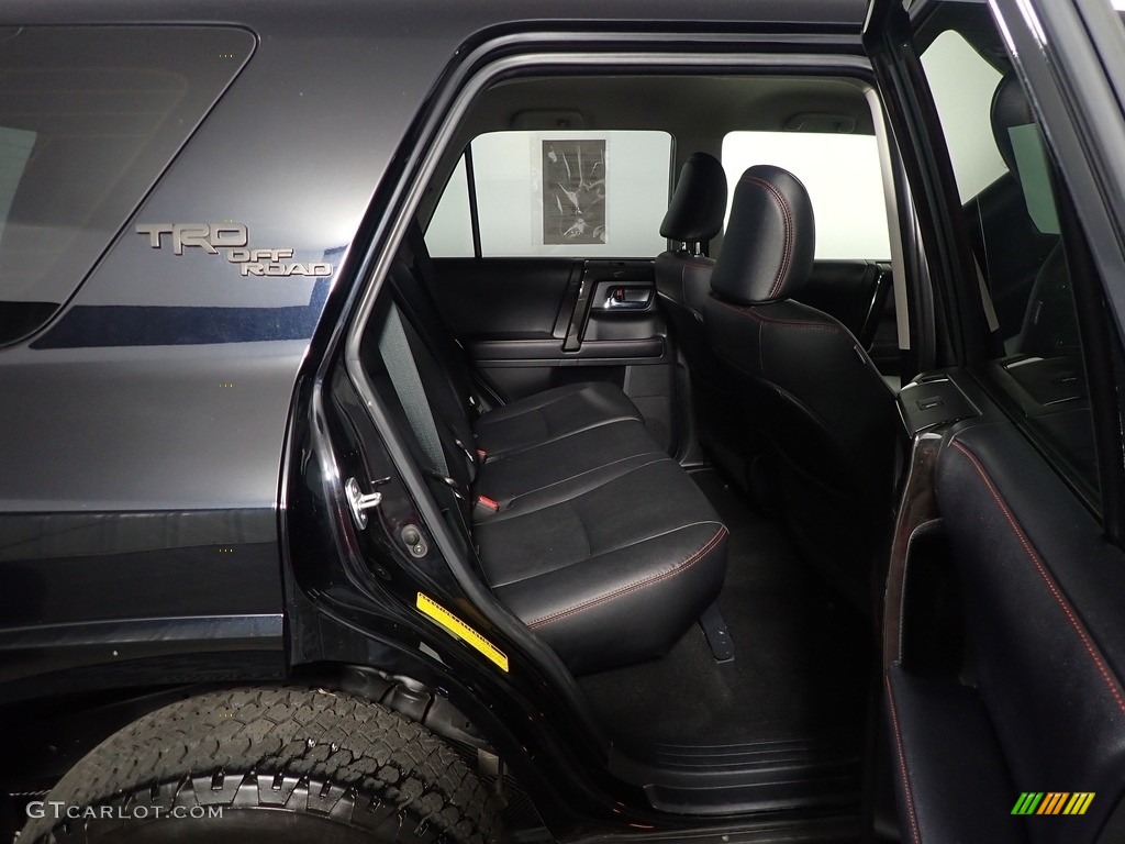 2019 4Runner TRD Off-Road 4x4 - Midnight Black metallic / Black photo #39
