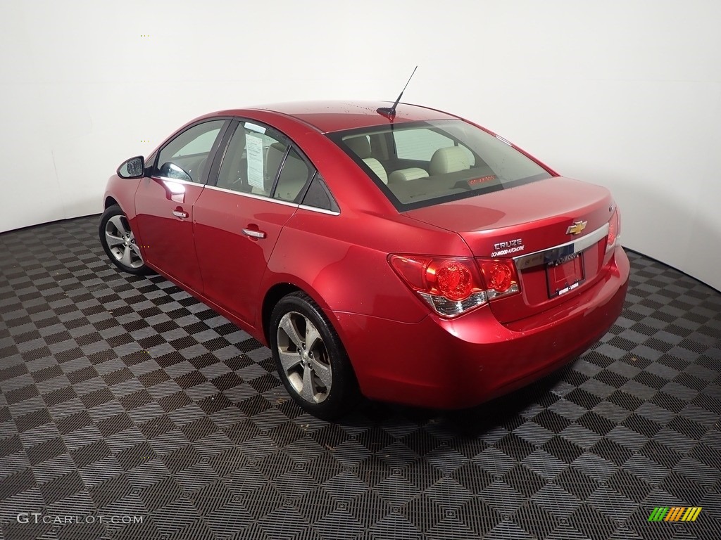 2011 Cruze LTZ - Crystal Red Metallic Tintcoat / Cocoa/Light Neutral Leather photo #9