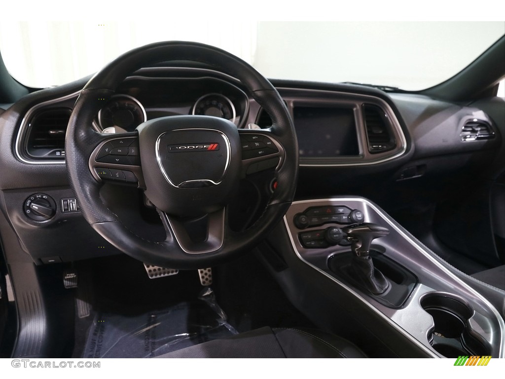 2019 Dodge Challenger R/T Scat Pack Widebody Dashboard Photos