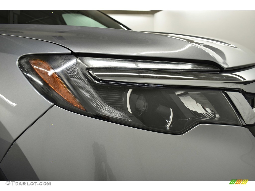 2019 Pilot EX-L - Lunar Silver Metallic / Gray photo #9