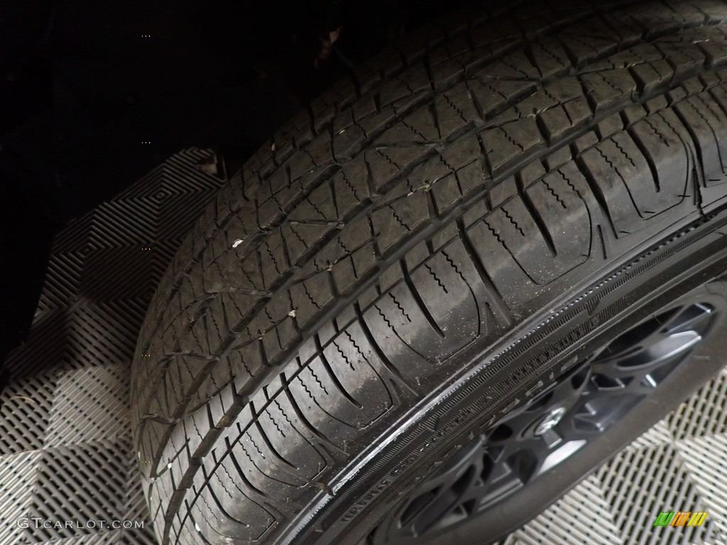 2020 Tacoma SR Access Cab 4x4 - Silver Sky Metallic / Cement photo #42