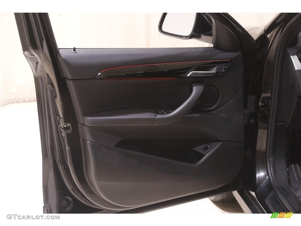 2020 X2 xDrive28i - Jet Black / Black photo #4