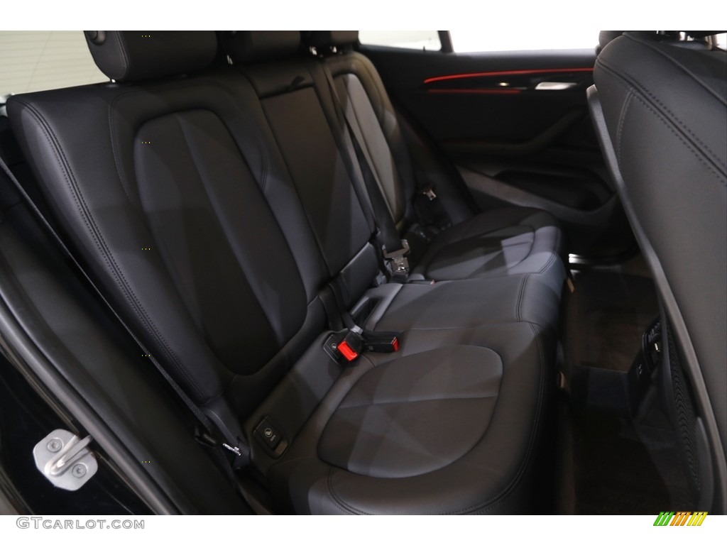 2020 X2 xDrive28i - Jet Black / Black photo #17