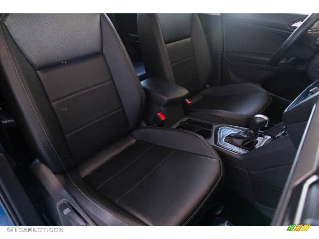 2019 Tiguan SE - Blue Silk Metallic / Titan Black photo #26