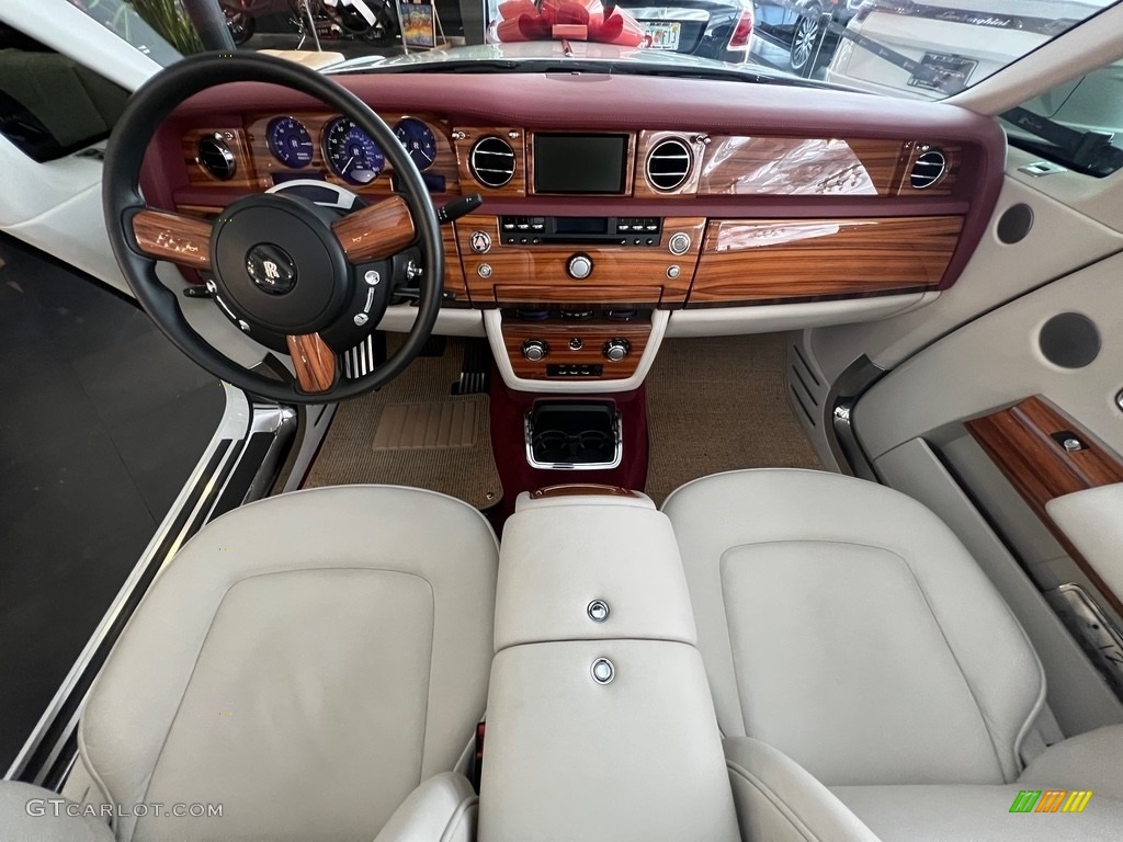 Seashell Interior 2011 Rolls-Royce Phantom Drophead Coupe Photo #144371977