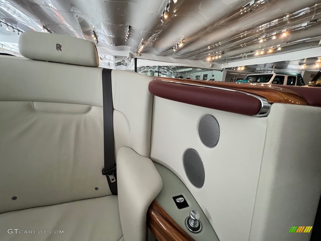 2011 Rolls-Royce Phantom Drophead Coupe Interior Color Photos