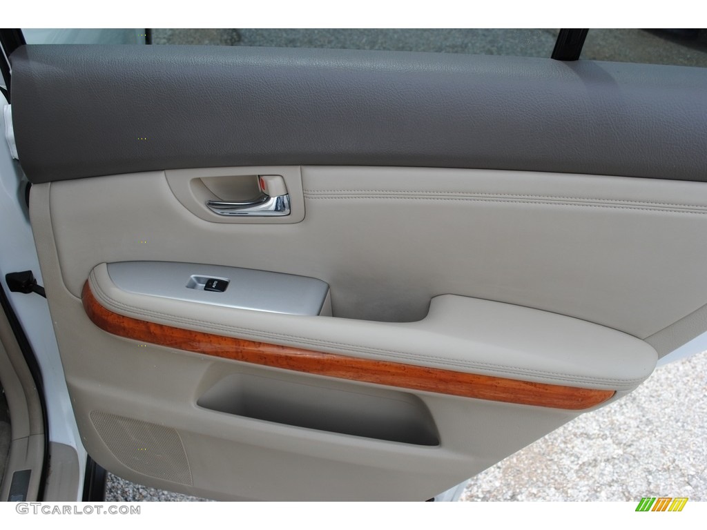2004 RX 330 - Crystal White Pearl / Ivory photo #19