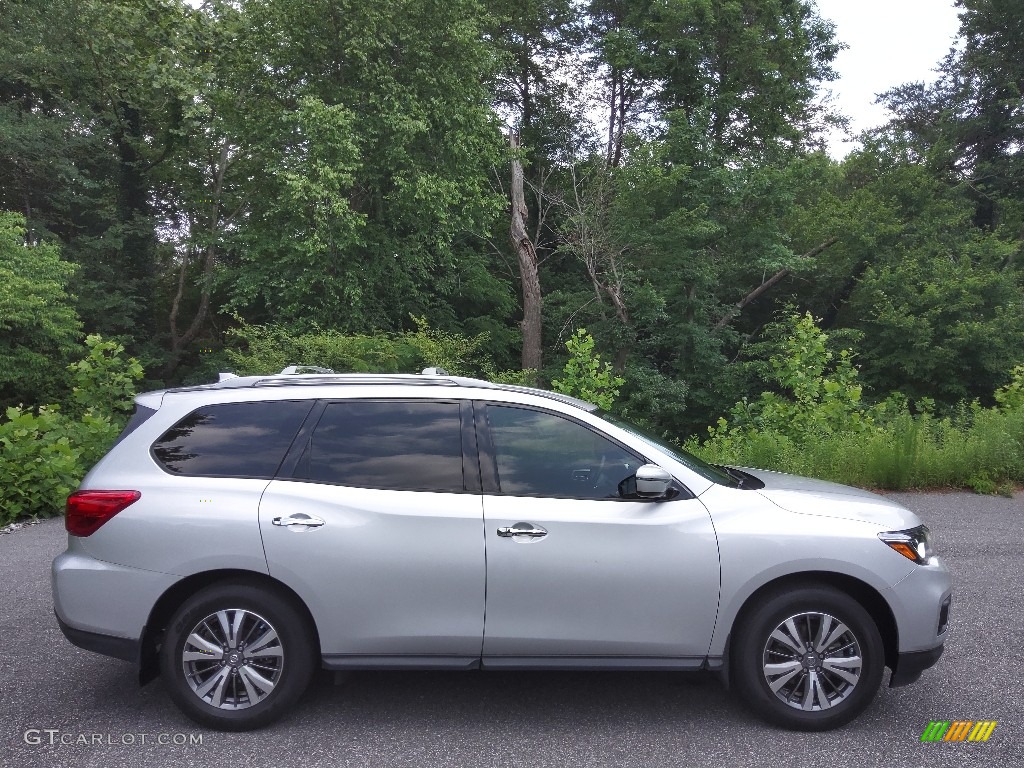 Brilliant Silver Metallic 2019 Nissan Pathfinder S 4x4 Exterior Photo #144374251