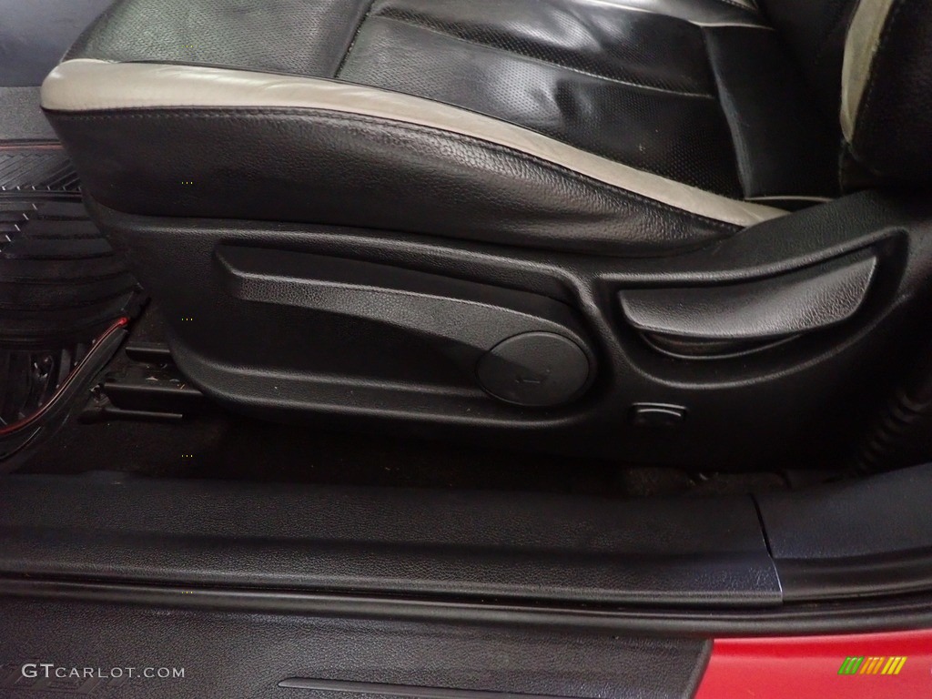 2013 Veloster Turbo - Boston Red / Black photo #22