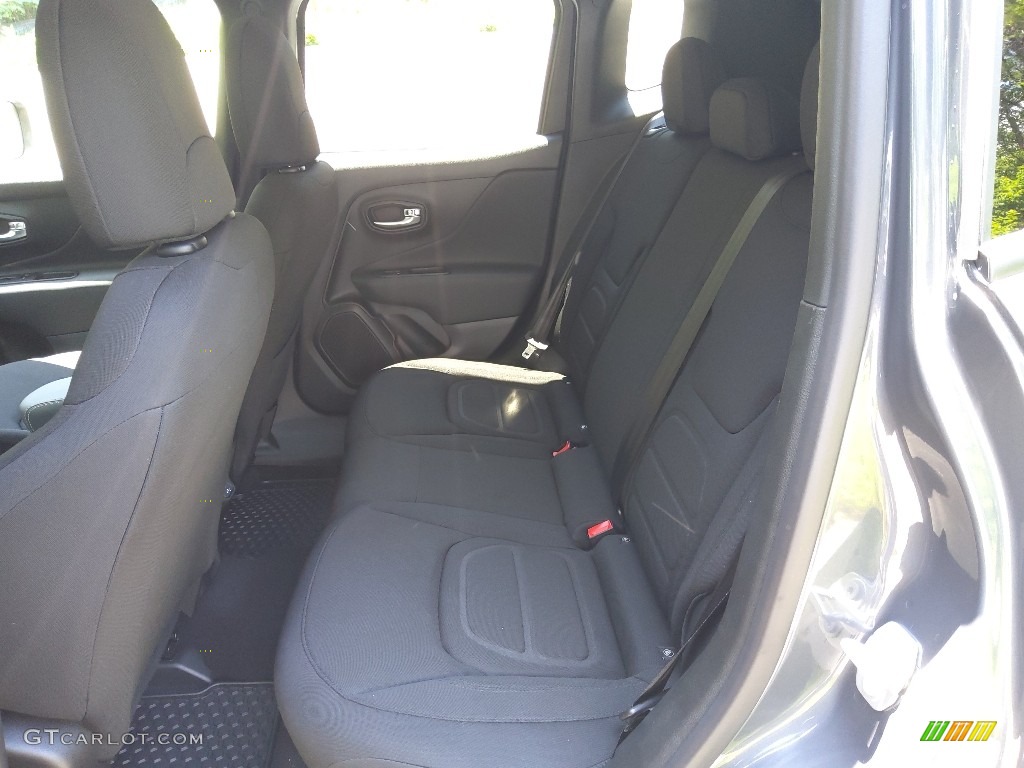 2022 Renegade Latitude 4x4 - Graphite Gray / Black photo #13