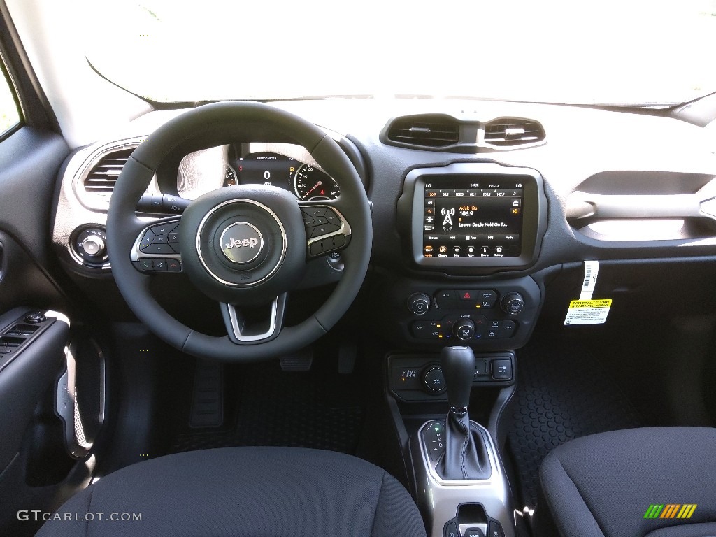 2022 Renegade Latitude 4x4 - Graphite Gray / Black photo #17