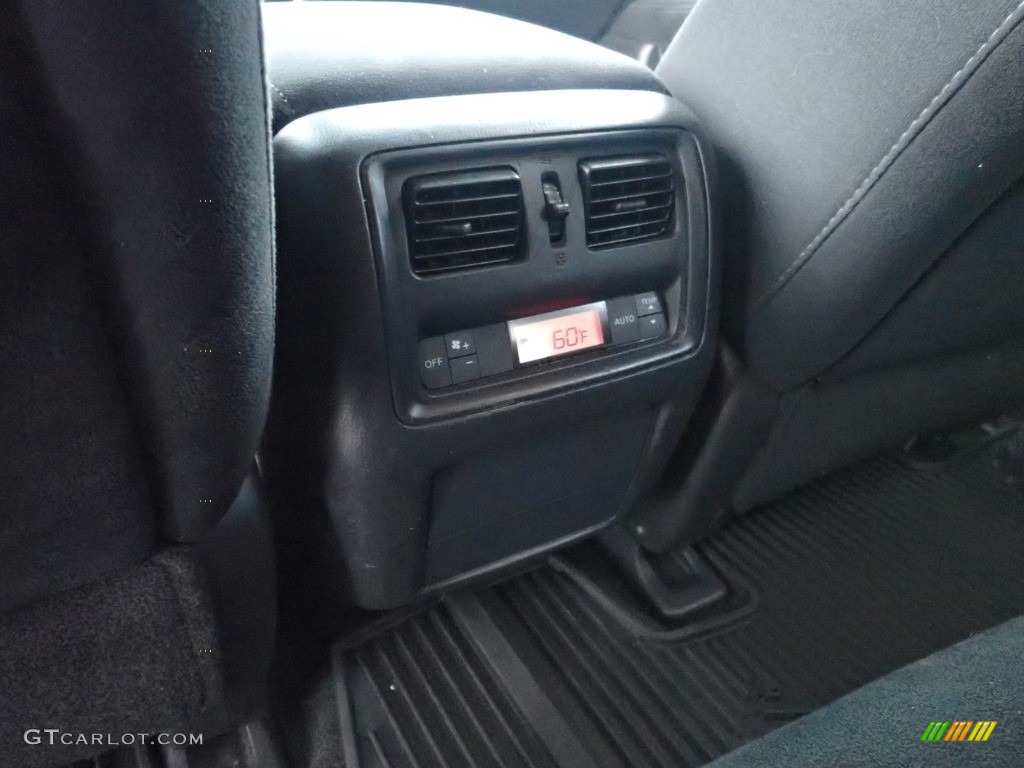 2014 Pathfinder SV AWD - Dark Slate / Charcoal photo #23