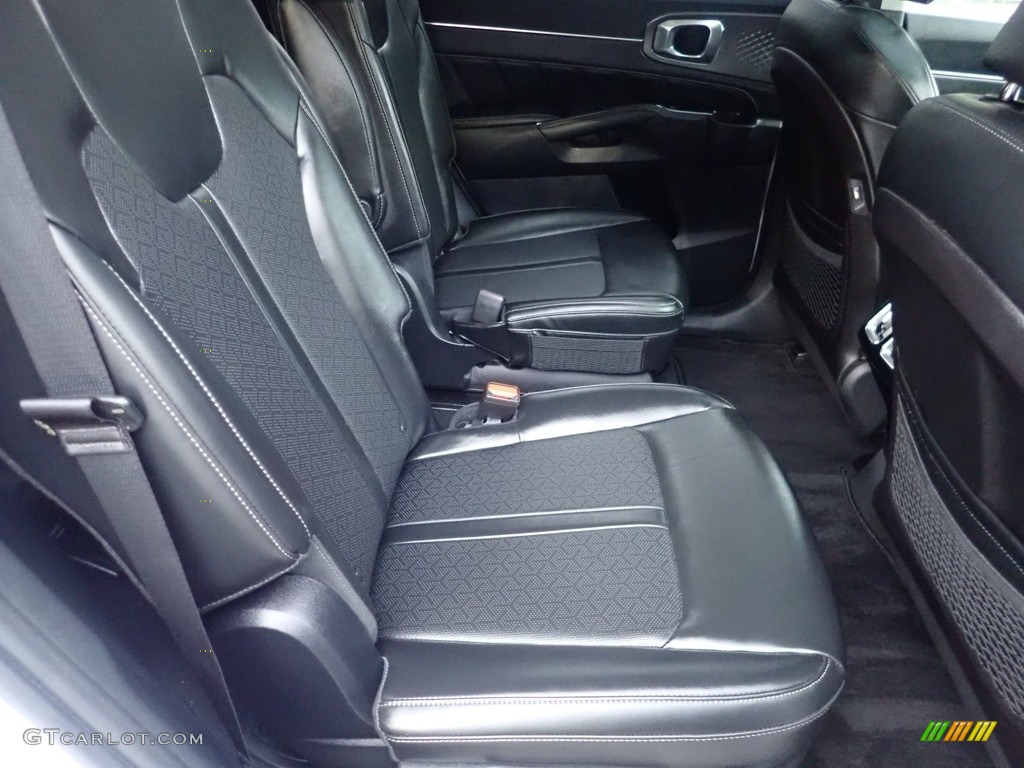 2022 Sorento SX AWD - Glacial White Pearl / Black photo #16