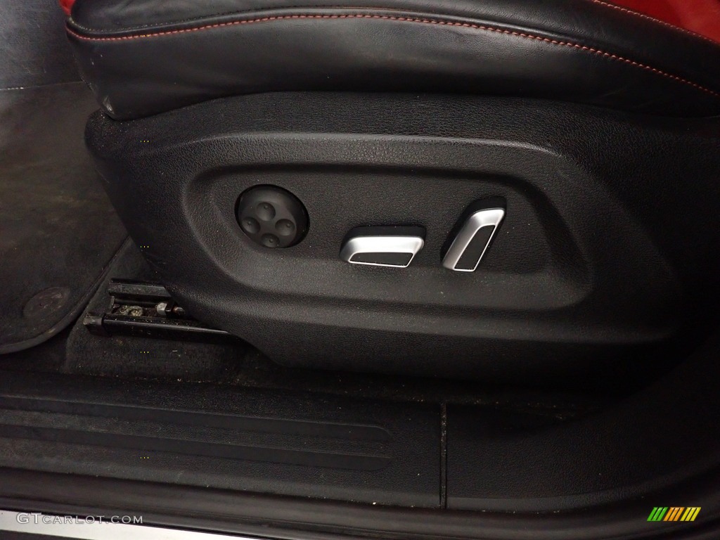2015 SQ5 Prestige 3.0 TFSI quattro - Brilliant Black / Black/Magma Red photo #27