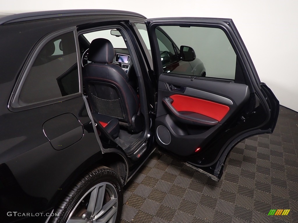 2015 SQ5 Prestige 3.0 TFSI quattro - Brilliant Black / Black/Magma Red photo #40