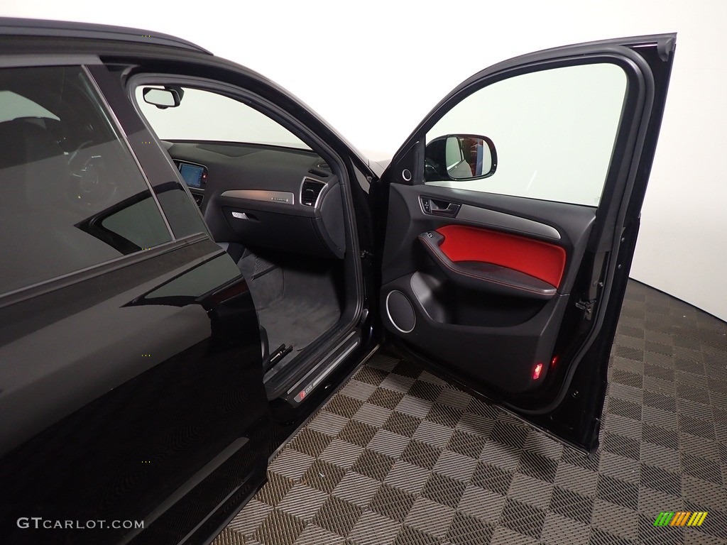 2015 SQ5 Prestige 3.0 TFSI quattro - Brilliant Black / Black/Magma Red photo #42