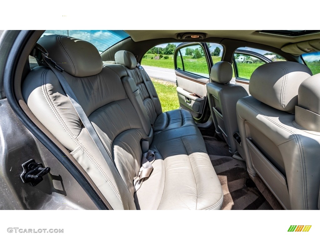 2002 Park Avenue Ultra - Light Bronzemist Metallic / Taupe photo #22