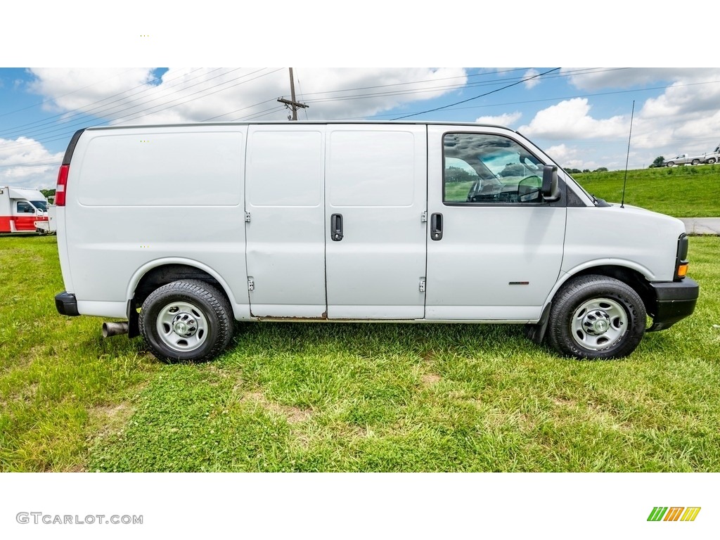 Summit White 2016 Chevrolet Express 3500 Cargo WT Exterior Photo #144379997