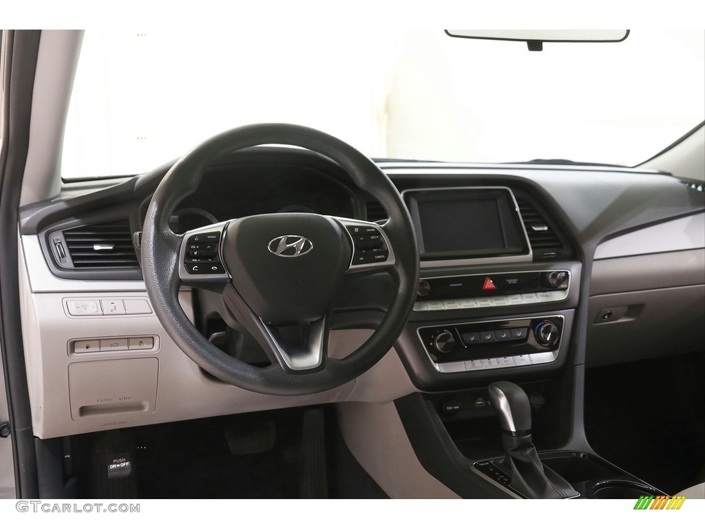2019 Sonata SE - Machine Gray / Gray photo #6