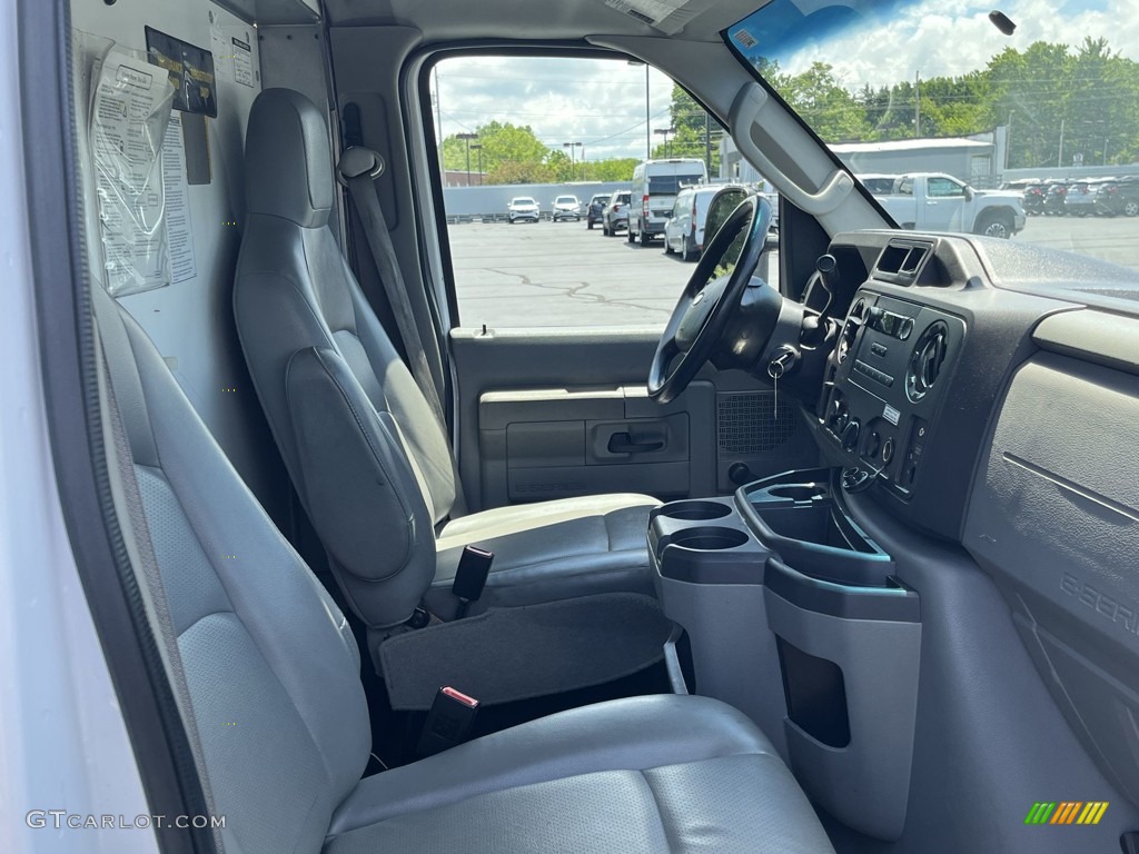 2017 E Series Cutaway E350 Cutaway Commercial Moving Truck - Oxford White / Medium Flint photo #13