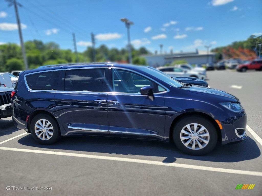 2019 Pacifica Touring L - Jazz Blue Pearl / Black/Alloy photo #4