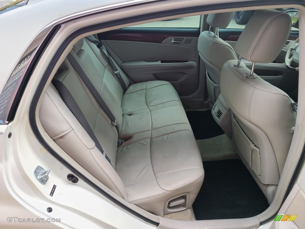 2011 Avalon Limited - Blizzard White Pearl / Ivory photo #44