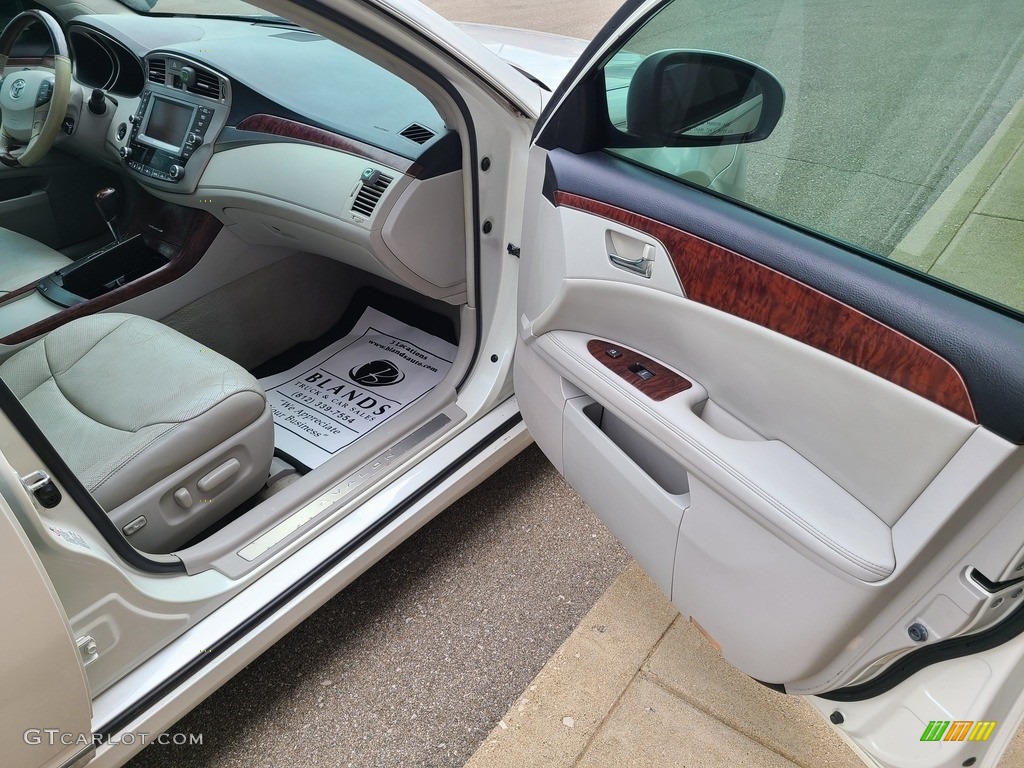 2011 Avalon Limited - Blizzard White Pearl / Ivory photo #45