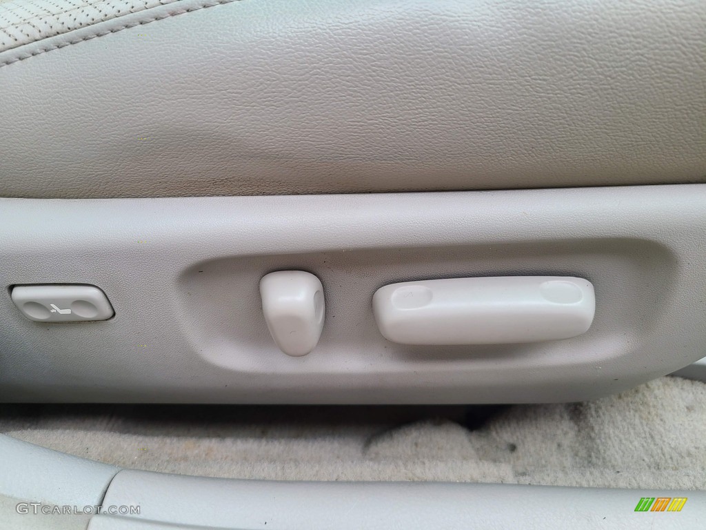 2011 Avalon Limited - Blizzard White Pearl / Ivory photo #47
