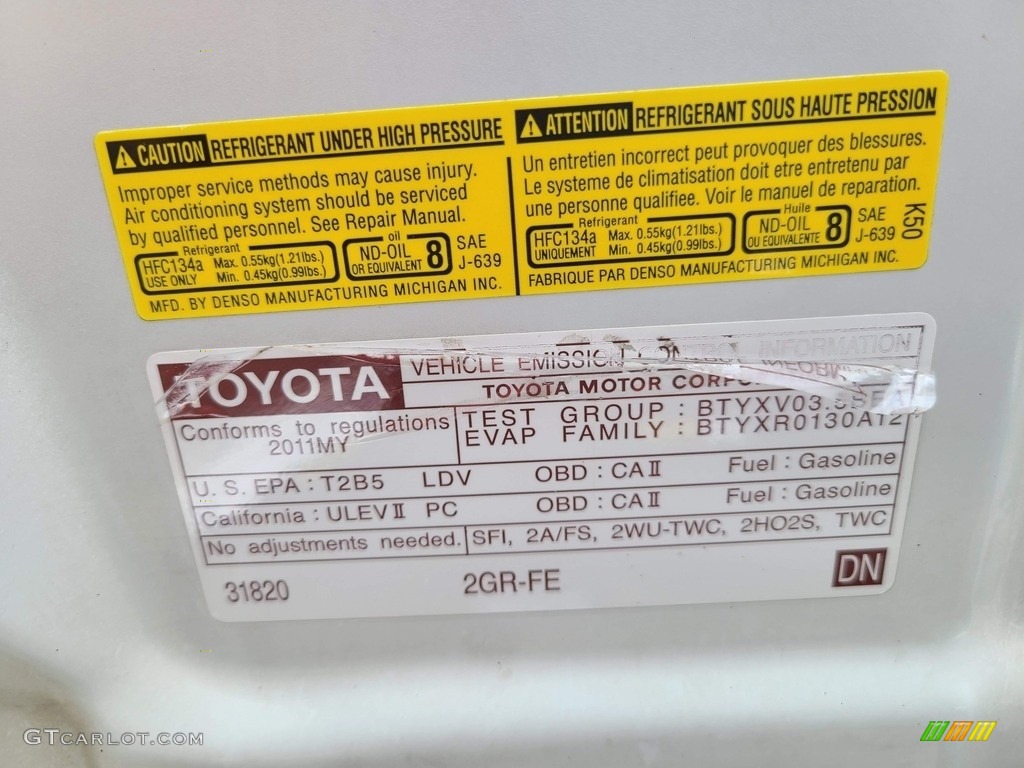 2011 Avalon Limited - Blizzard White Pearl / Ivory photo #53