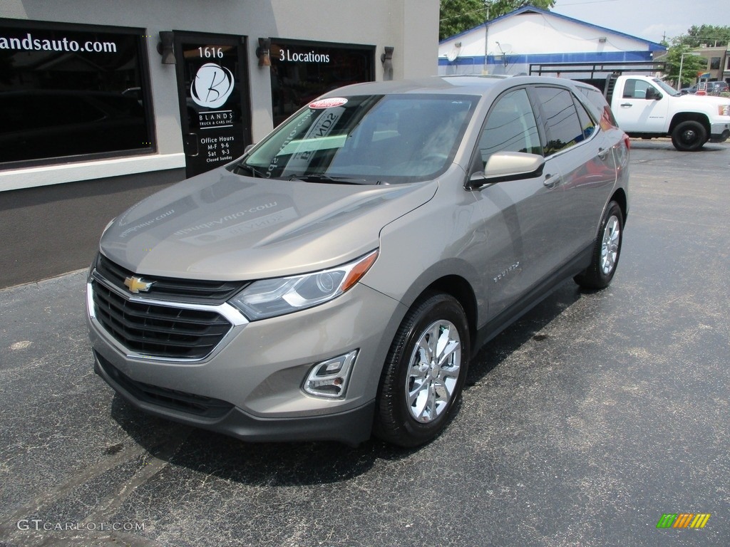 2019 Equinox LT - Sandy Ridge Metallic / Medium Ash Gray photo #2