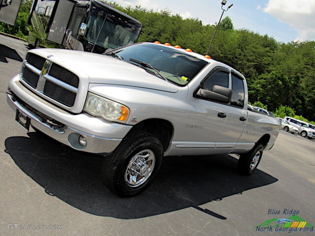 2003 Ram 3500 ST Quad Cab 4x4 - Bright Silver Metallic / Taupe photo #19