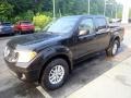 Magnetic Black Pearl - Frontier SV Crew Cab 4x4 Photo No. 6