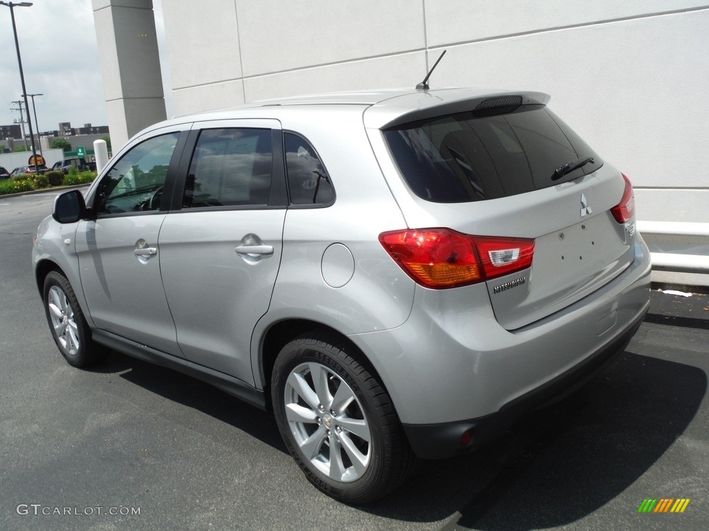 2015 Outlander Sport ES AWC - Quick Silver / Black photo #9