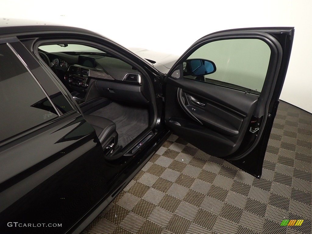2018 M3 Sedan - Black Sapphire Metallic / Black photo #38