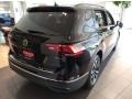 Deep Black Pearl - Tiguan S 4Motion Photo No. 4