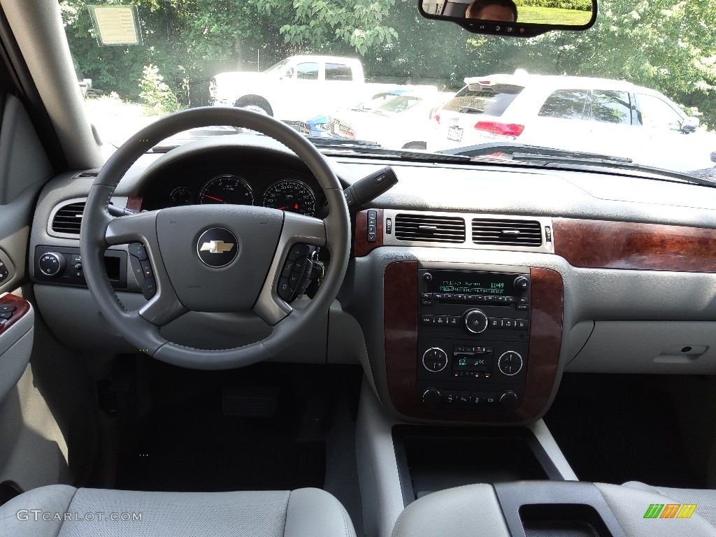 2014 Chevrolet Silverado 2500HD LTZ Crew Cab Light Titanium/Dark Titanium Dashboard Photo #144397738