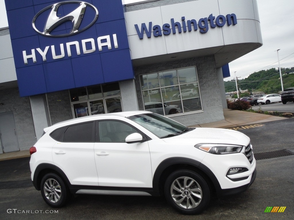 2017 Tucson SE AWD - Dazzling White / Beige photo #2