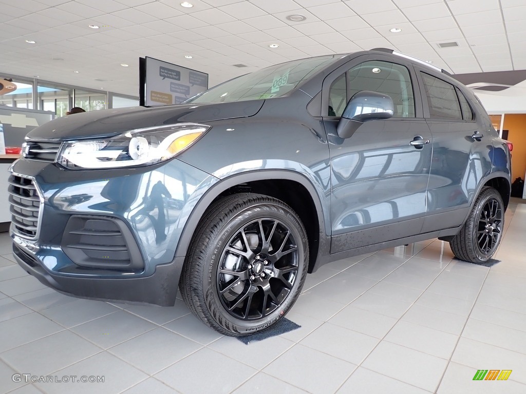 Shadow Gray Metallic 2022 Chevrolet Trax LT AWD Exterior Photo #144401700