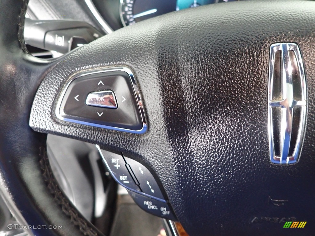 2016 Lincoln MKX Reserve AWD Ebony Steering Wheel Photo #144401916