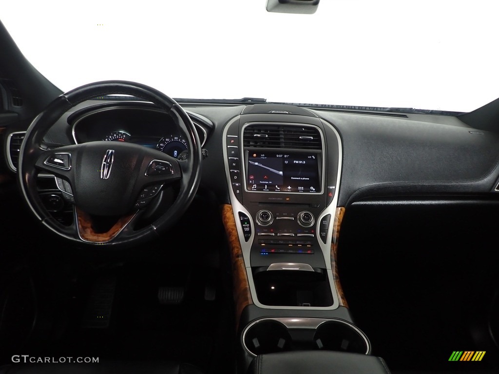 2016 Lincoln MKX Reserve AWD Ebony Dashboard Photo #144402174