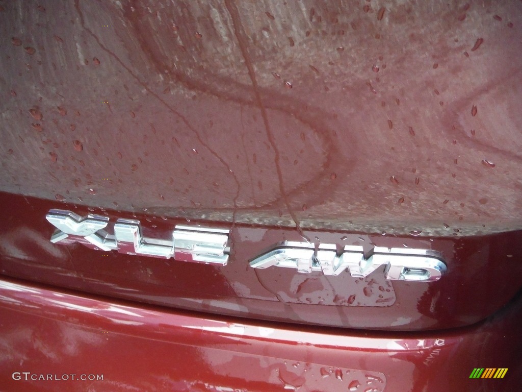 2019 Highlander XLE AWD - Salsa Red Pearl / Black photo #11