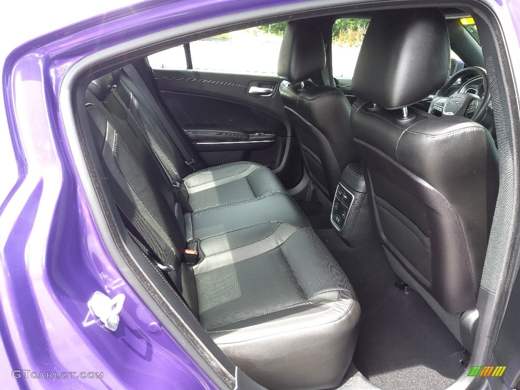 2019 Dodge Charger SXT Rear Seat Photos