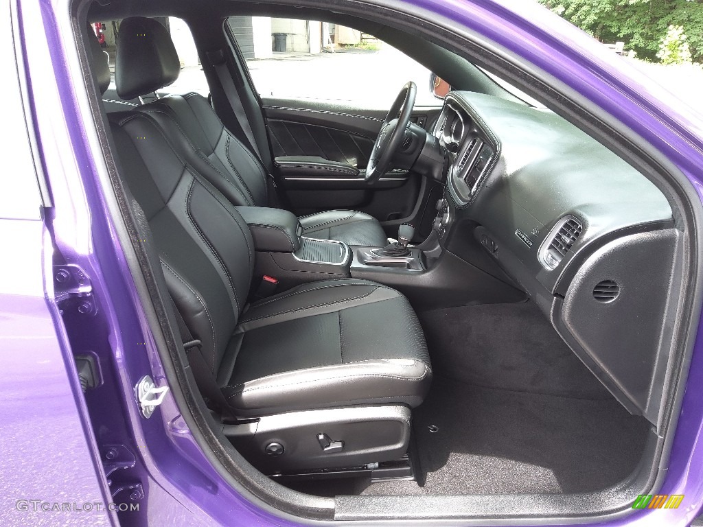 2019 Dodge Charger SXT Front Seat Photo #144402903