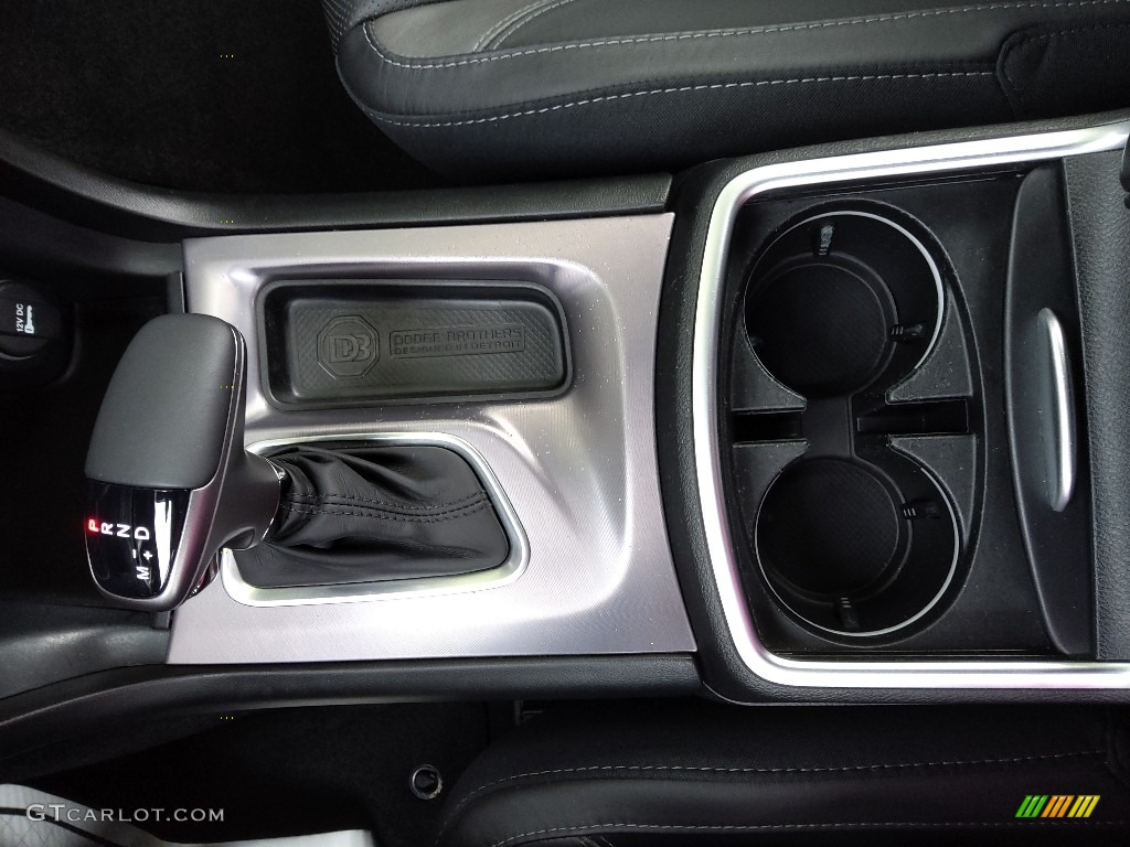 2019 Dodge Charger SXT Transmission Photos