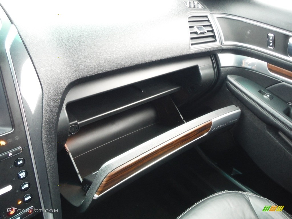 2018 Explorer Limited 4WD - Shadow Black / Ebony Black photo #28