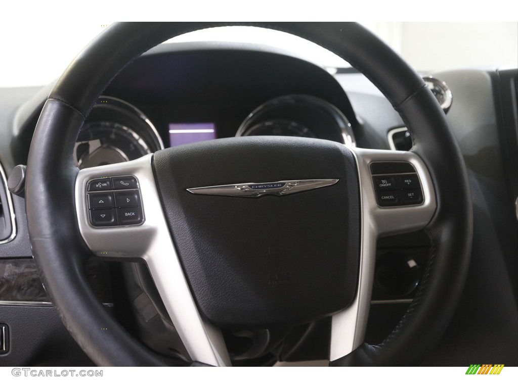2015 Town & Country Touring - Brilliant Black Crystal Pearl / Black/Light Graystone photo #7