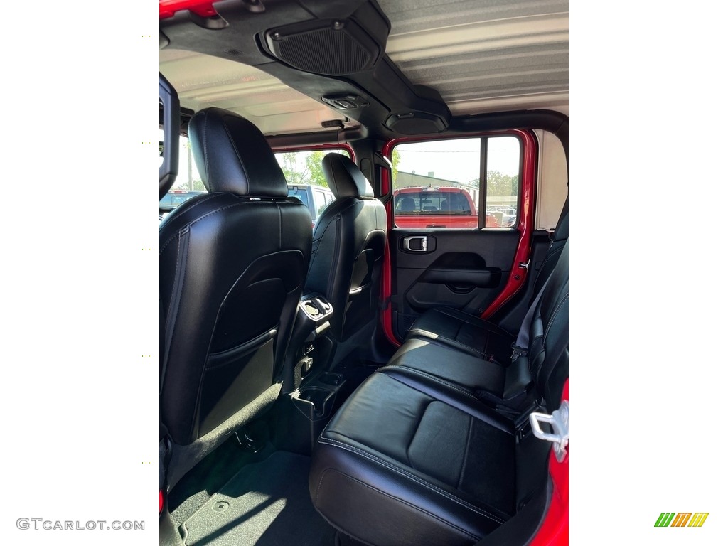 2020 Gladiator Overland 4x4 - Firecracker Red / Black photo #8