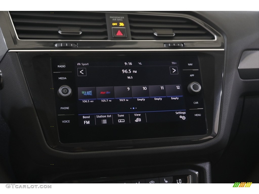 2018 Volkswagen Tiguan SEL Premium 4MOTION Controls Photo #144411706