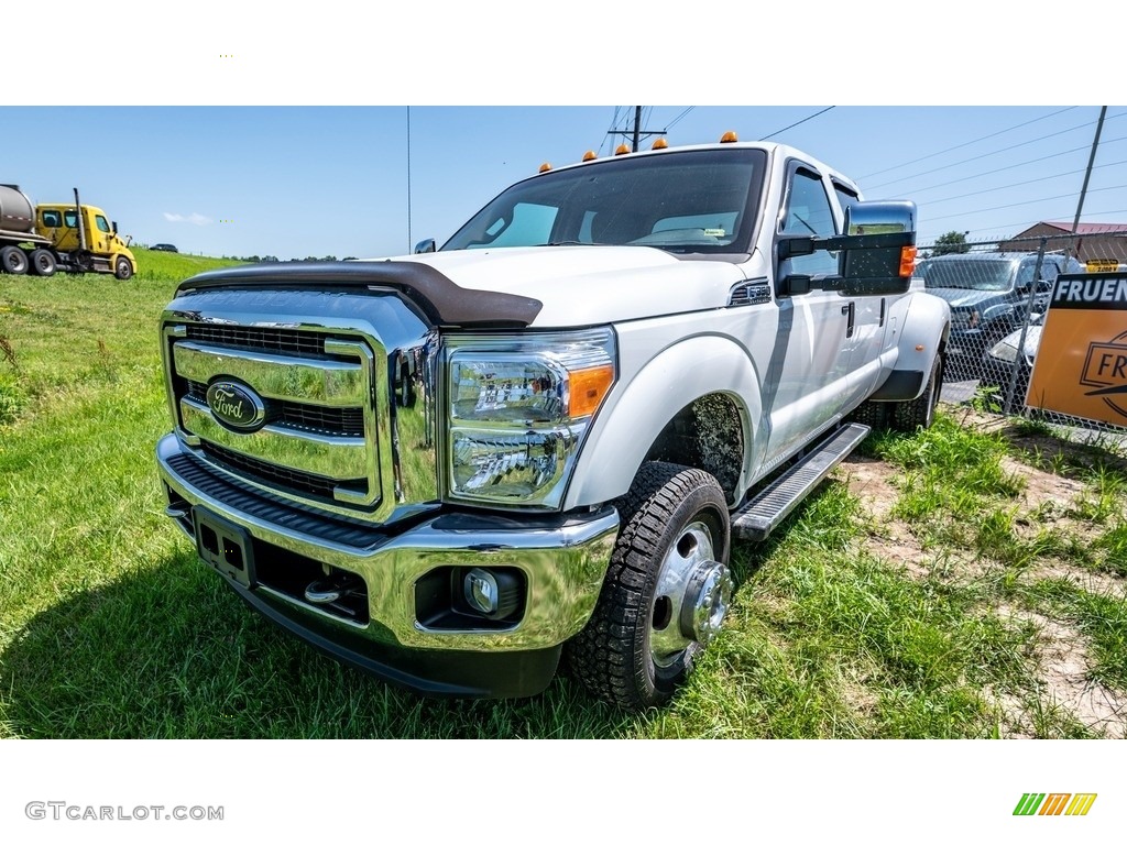 2014 F350 Super Duty XL Crew Cab 4x4 Dually - Oxford White / Adobe photo #7
