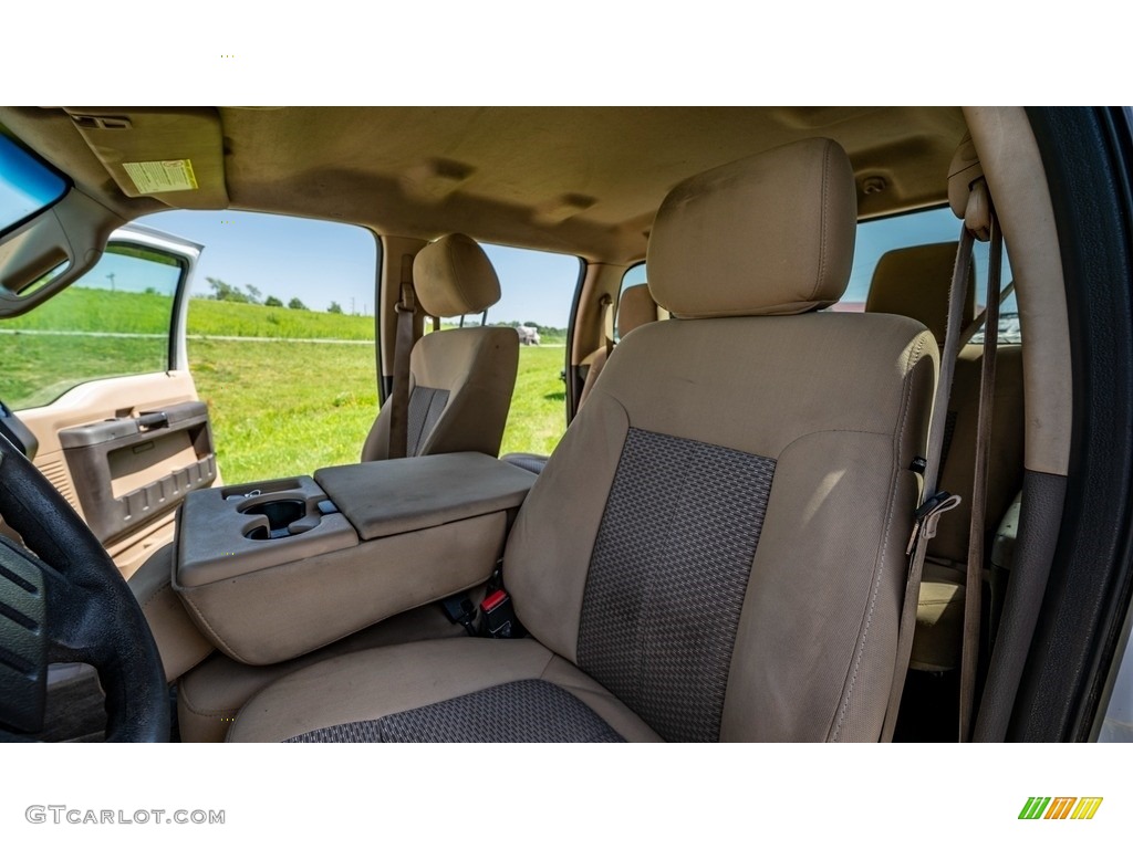 2014 F350 Super Duty XL Crew Cab 4x4 Dually - Oxford White / Adobe photo #16